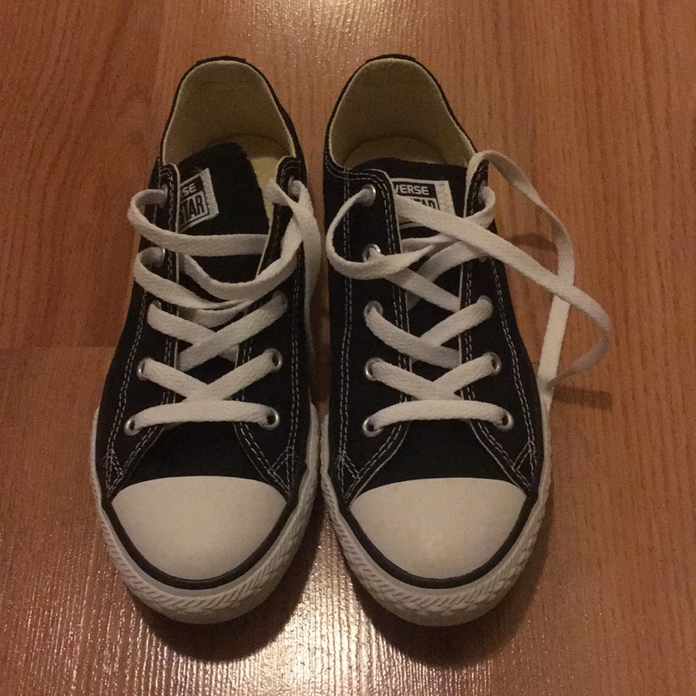 black chucks